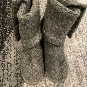 Ugg tall charcoal gray cross knit boots